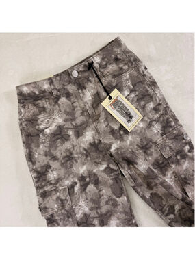 Juniors Banjara Gray White White Gray Camo Super High Rise Skater Cargo Pants 26